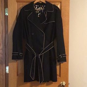 Vintage Gap Black with Cream Trim Trench-coat Size Extra Large
